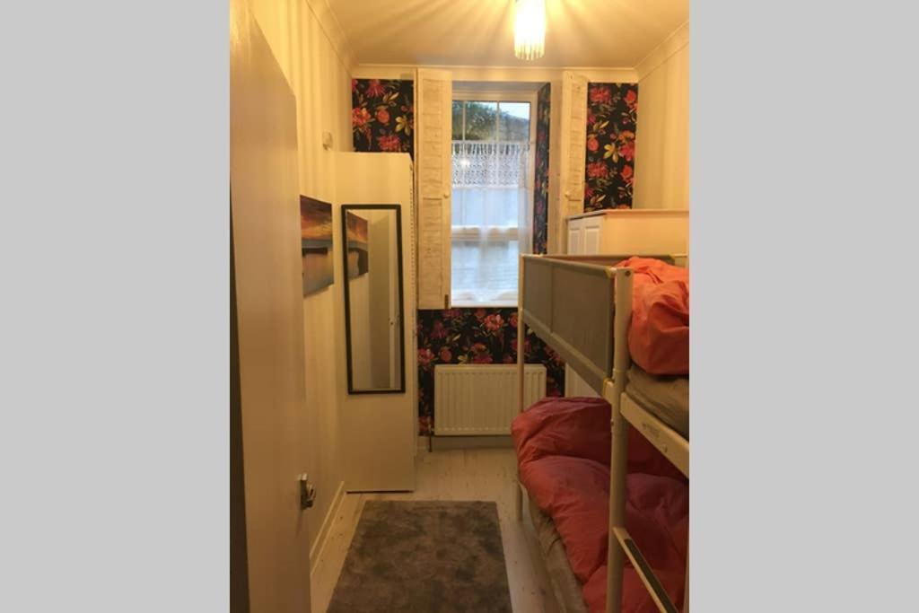 Cathedral Apartment Derry Extérieur photo